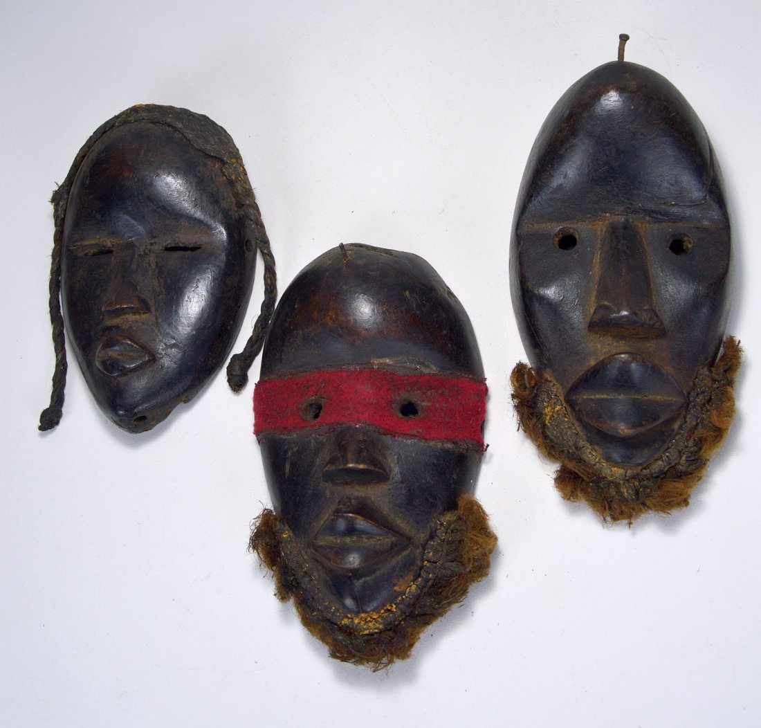 Lot of Three Dan Passport masks, African Art (1 of 5)
