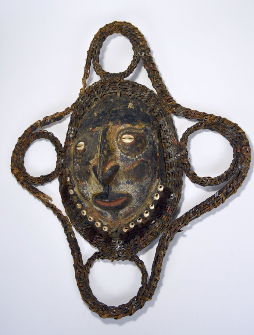 Old Papua New Guinea Yam Cult mask with Tortoise shell (1 of 6)