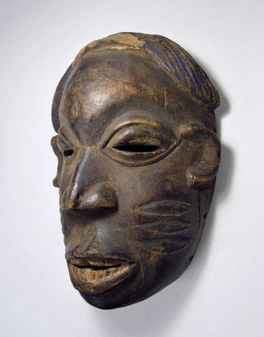A well worn old Yoruba face mask (1 of 6)