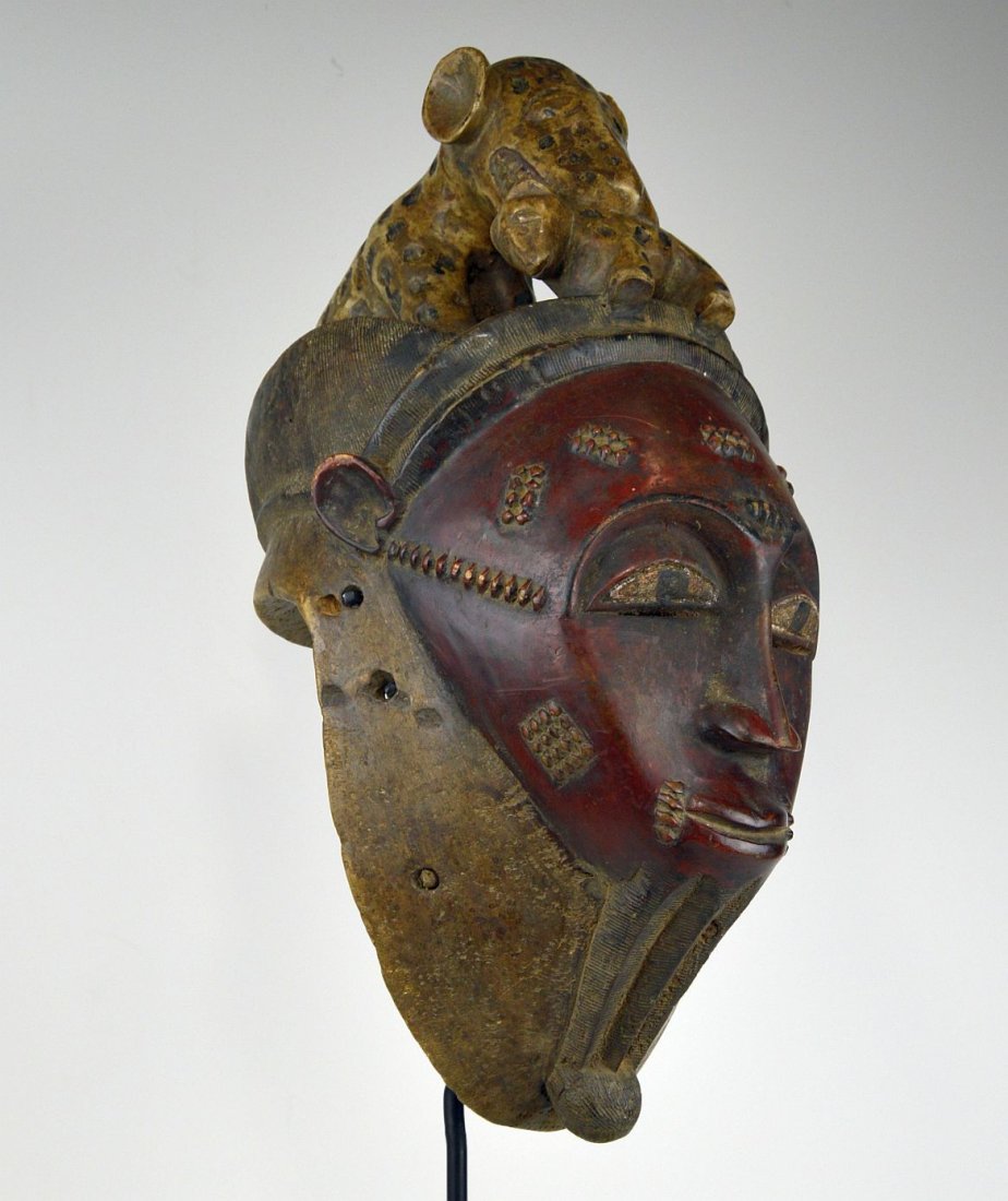 Huge fantastic Baule African mask with leopard motif (1 of 6)
