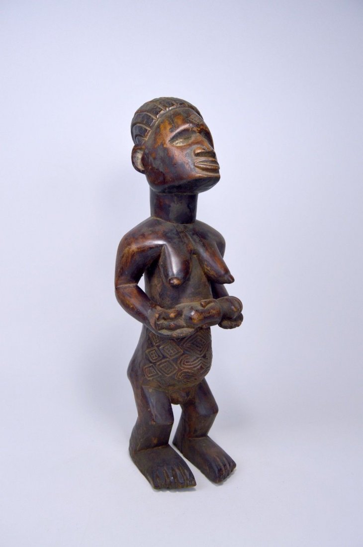 A Vintage Bembe Maternity sculpture, African Art (1 of 6)