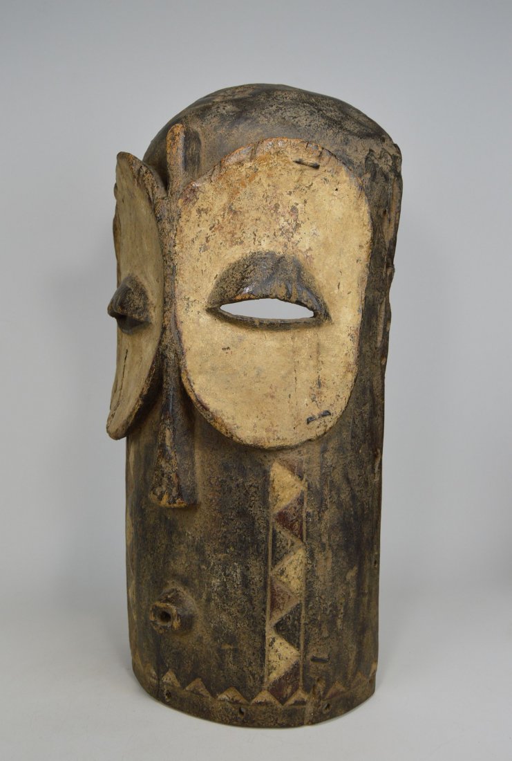 Large Primitive Bembe African mask (1 of 5)