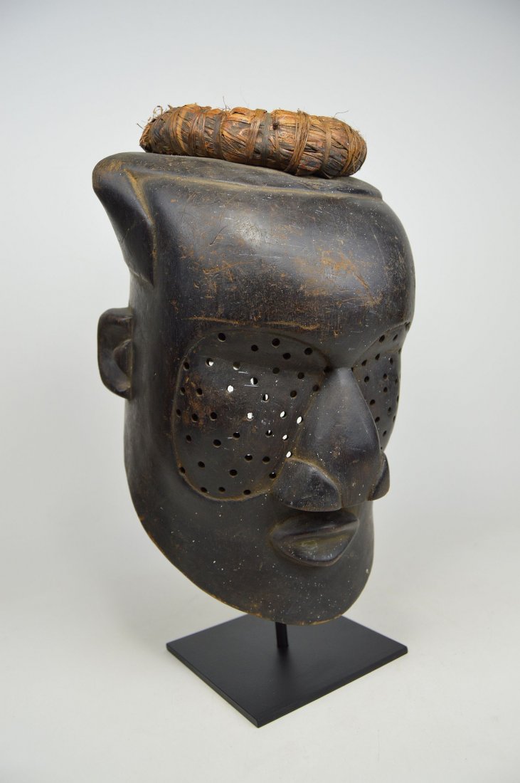 A Dark Kuba African helmet mask (1 of 5)