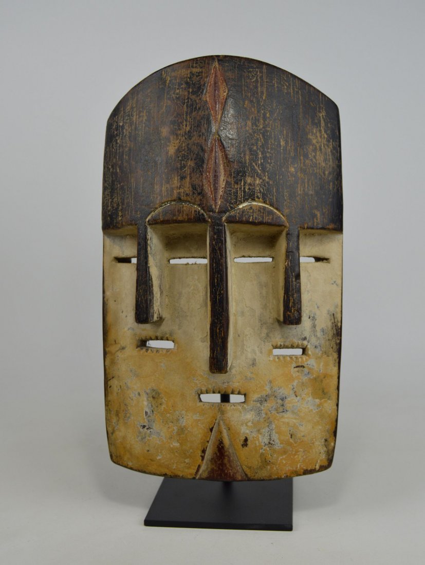 A Fascinating Tsogo 3 faced mask, African Art (1 of 7)