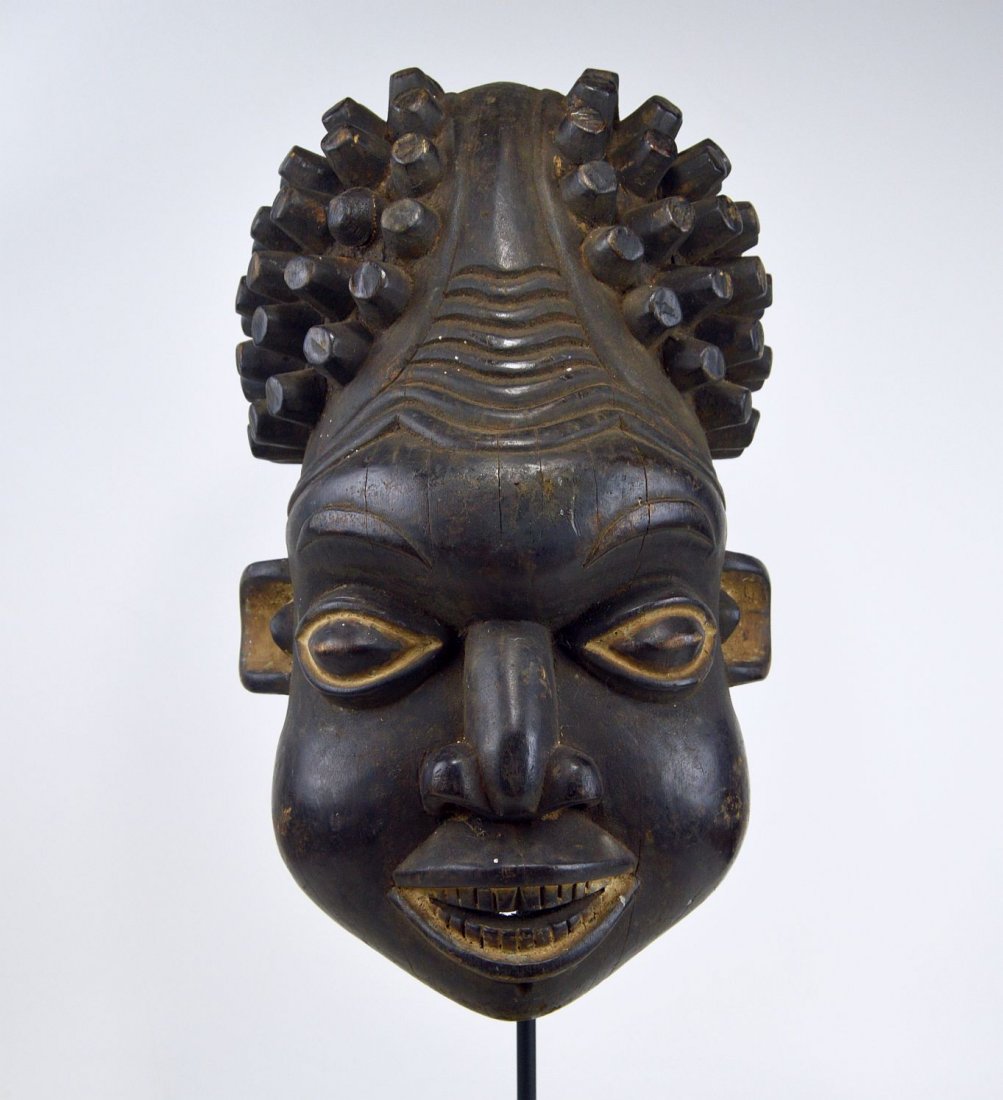 A Bamun N'Kang African mask (1 of 9)