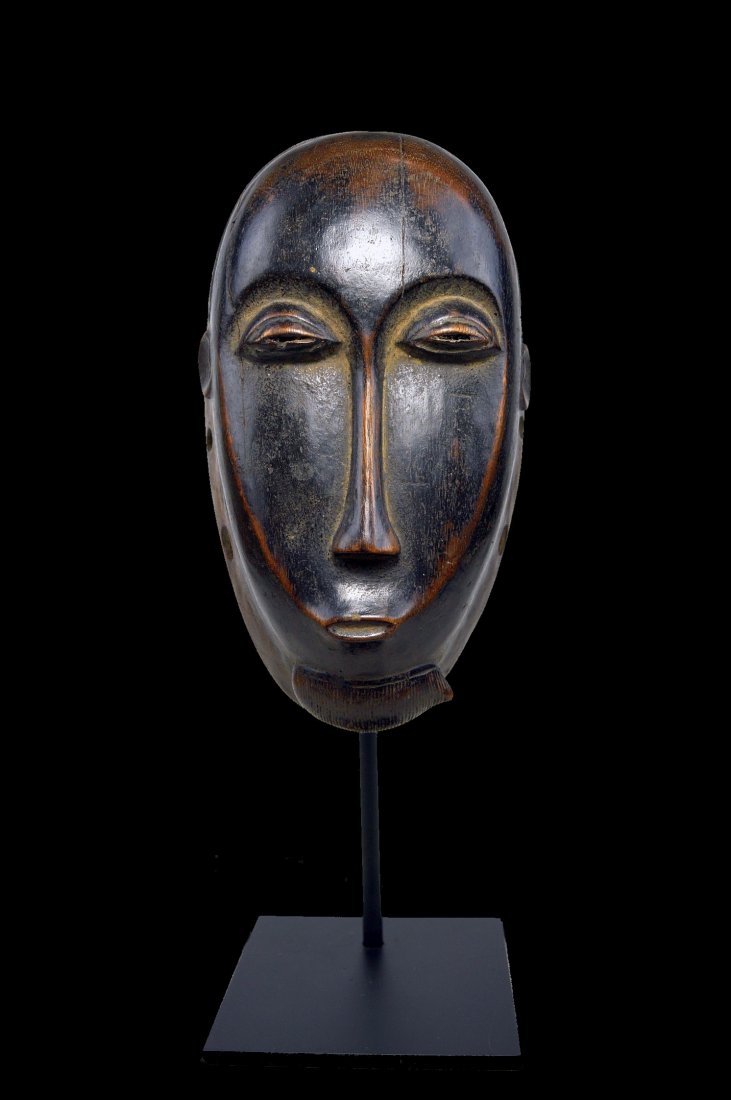 FINE BAULE PORTRAIT MASK (1 of 8)
