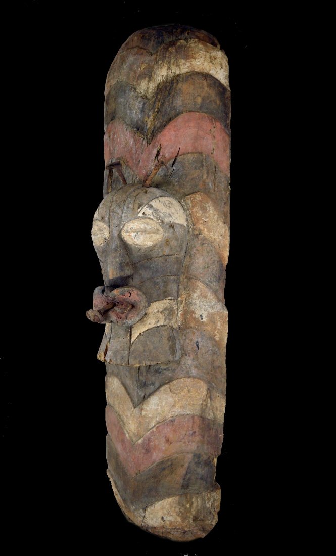 PRIMITIVE SONGYE KIFWEBE SOCIETY DANCE SHIELD (1 of 10)