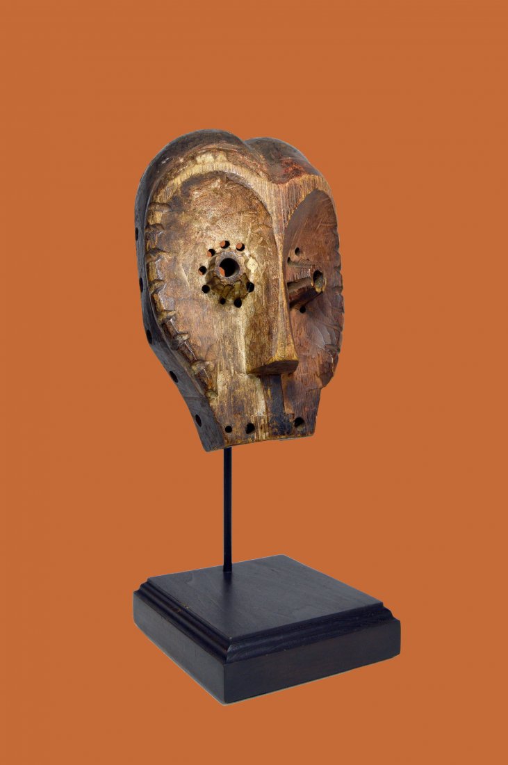 A RARE BEMBE AFRICAN MASK (1 of 9)