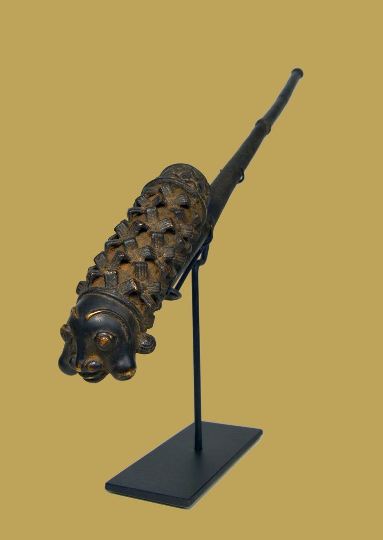 A FINE BAMUN BRONZE PIPE, EX LEONARD KAHAN (1 of 9)