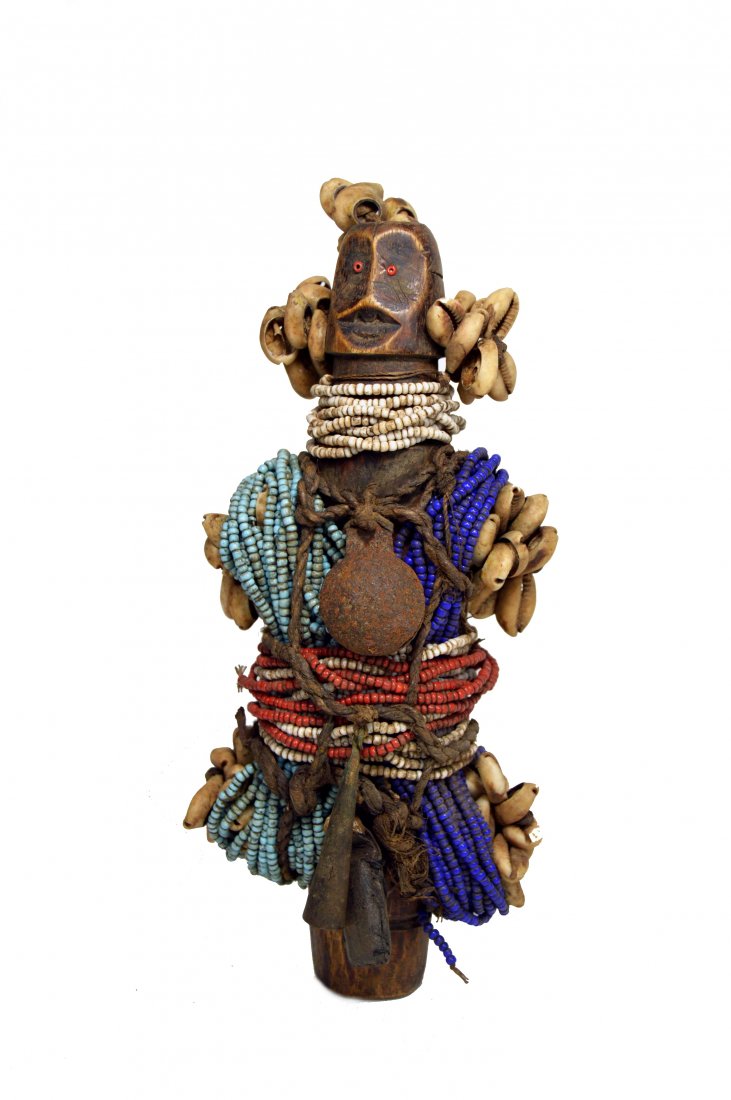 VINTAGE FALI BEADED WOODEN DOLL, AFRICAN ART (1 of 4)