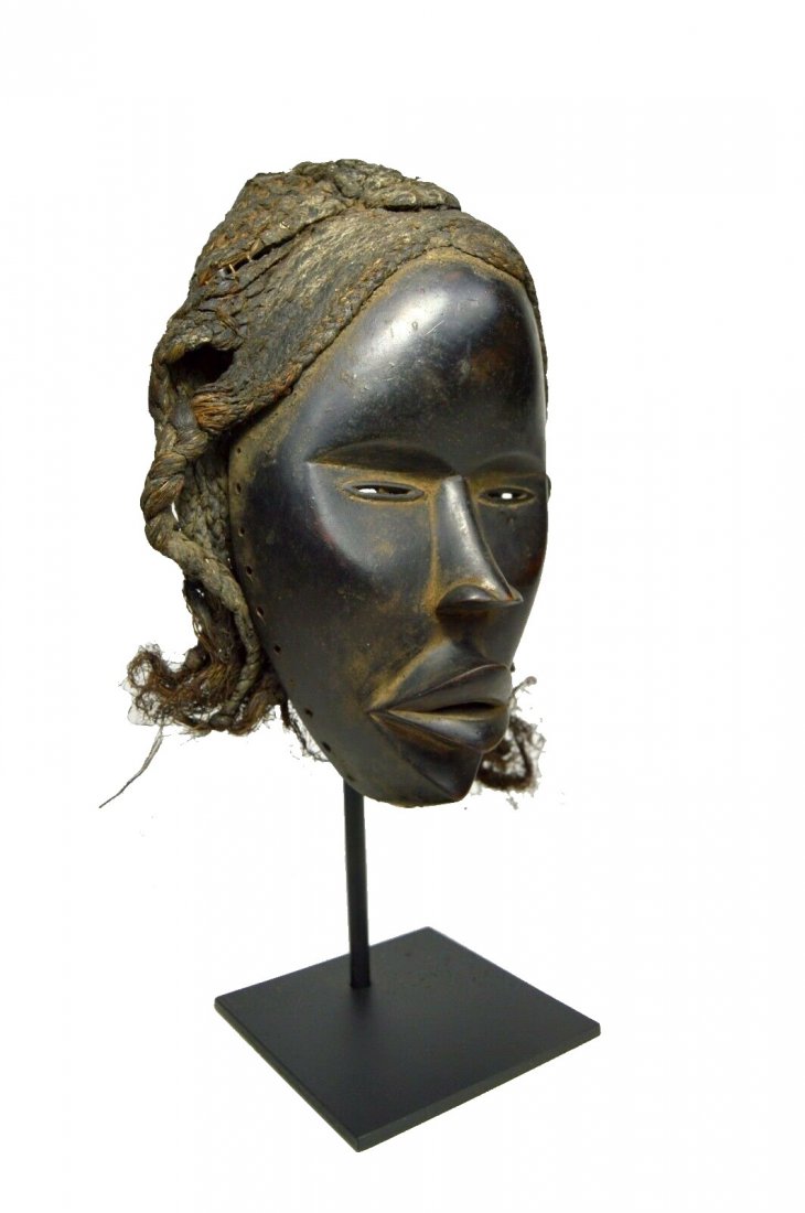 DAN AFRICAN MASK WITH WOVEN GRASS COIFFURE, AFRICAN ART (1 of 8)