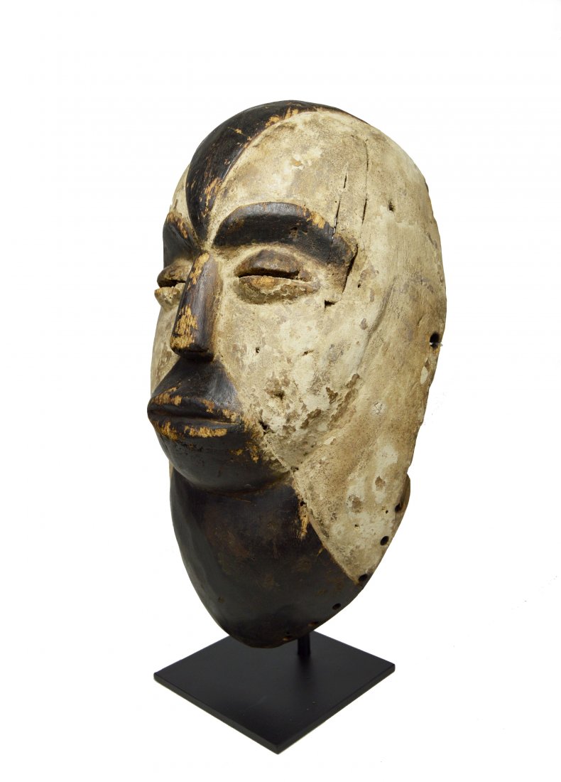 A Rare Vintage Galoa Okukwe Mask, African Art: A Lovely vintage to antique Wooden mask from the Galoa peoples, Gabon, Africa. Traditionally "okukwe" masks are made for use during ceremonial rites of passage of the Galoa peoples, such as births, in