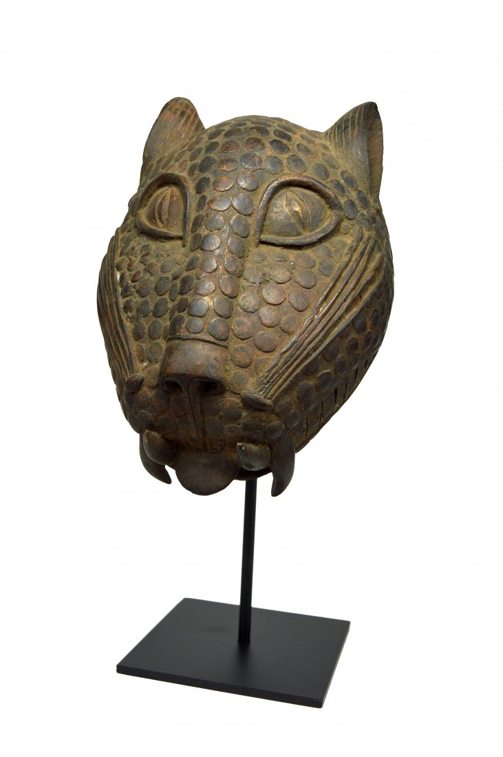 Large Benin Bronze Leopard Head on Stand, African Art (1 of 9)