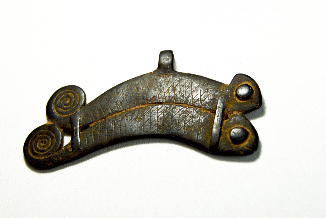 Old Lobi Chameleon Pendant, Vintage to Antique example (1 of 5)