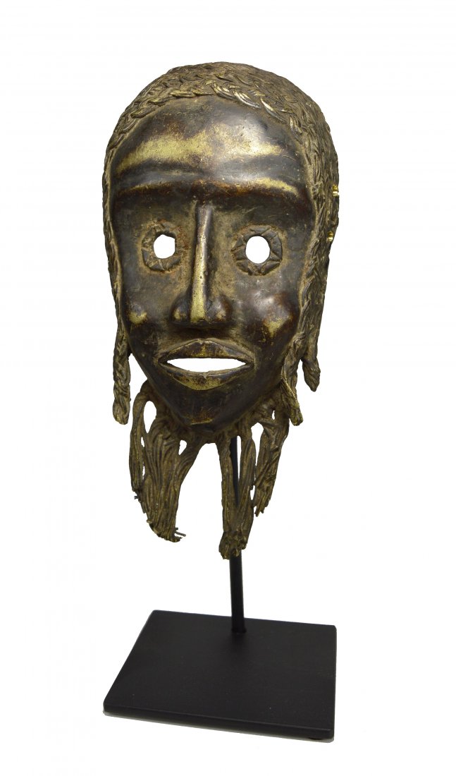 A Fine Dan Bronze portrait mask, African Art (1 of 5)