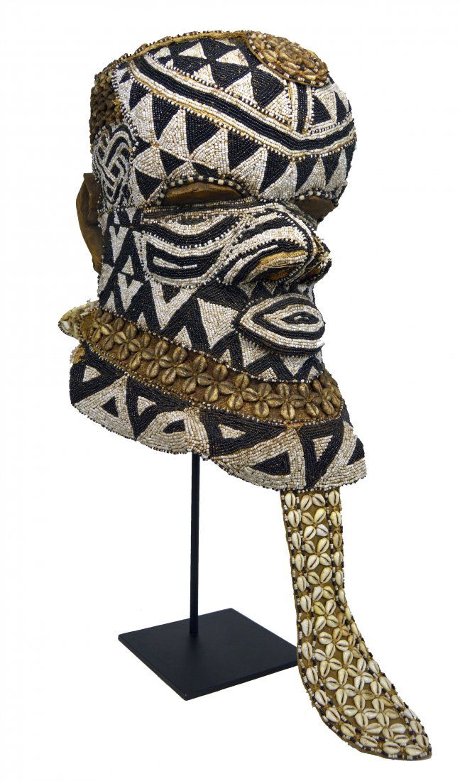 A Very Fine Kuba Bwoom Beaded helmet Mask, African Art (1 of 9)