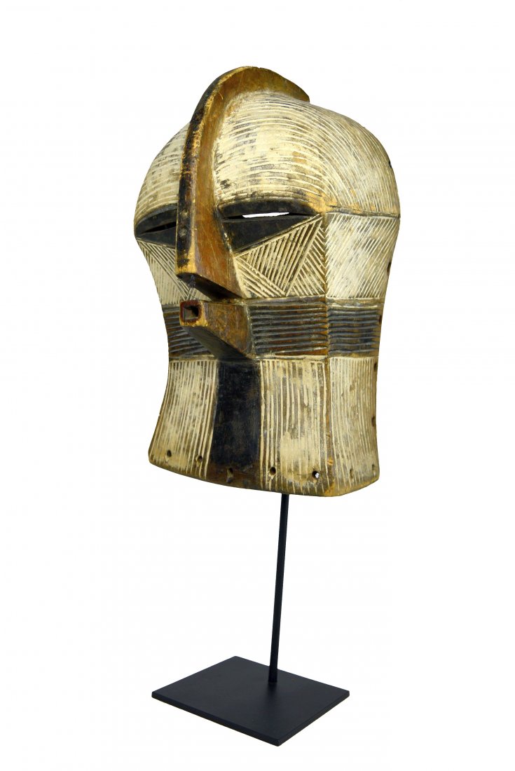 A Very Fine Songye Kifwebe African Mask (1 of 8)