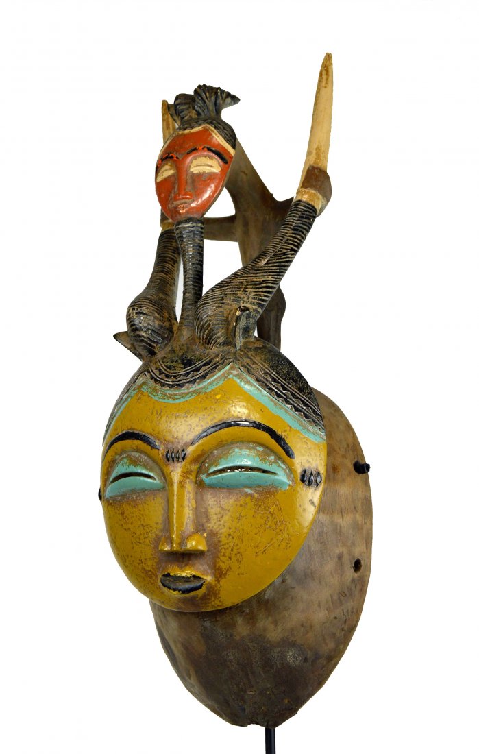 Elegant and Beautiful Contemporary Baule Moon mask (1 of 10)