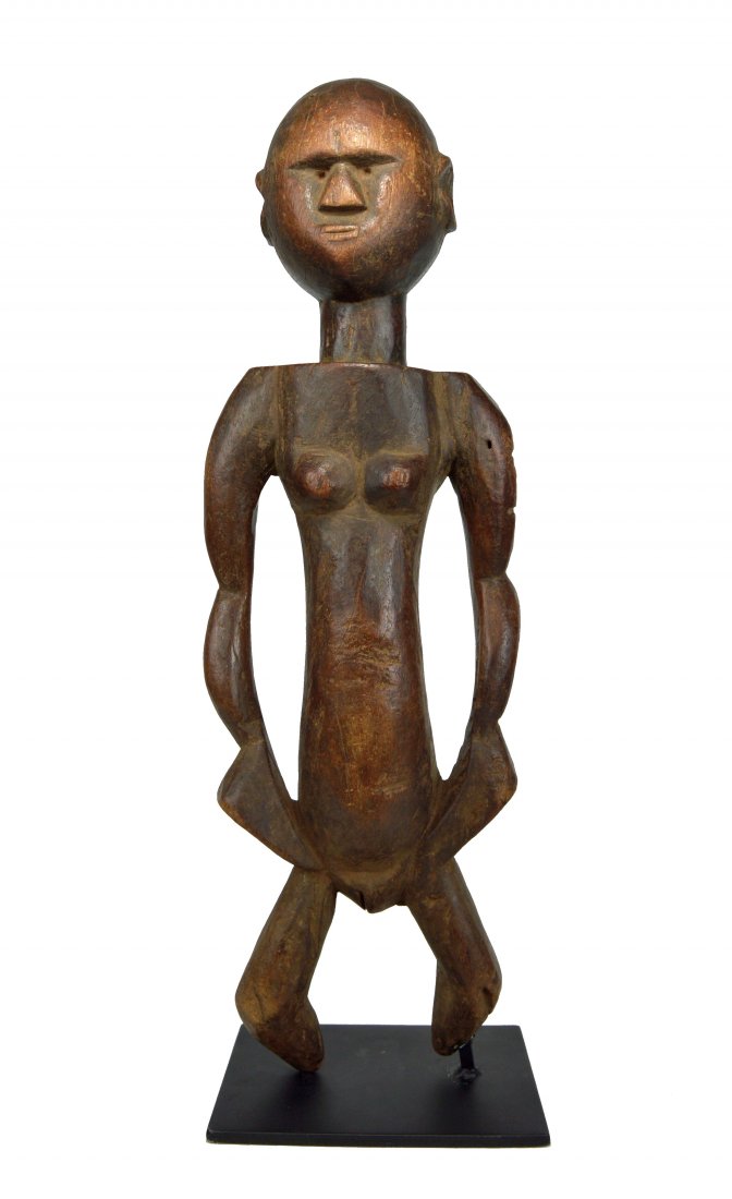 Very Fine Old Luguru Tanzania Female Ancestor sculpture (1 of 9)