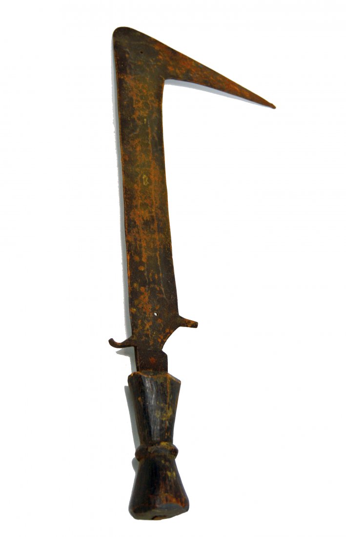 A Rare Old Nzakara Short Sword, Ex Zabel Collection (1 of 6)