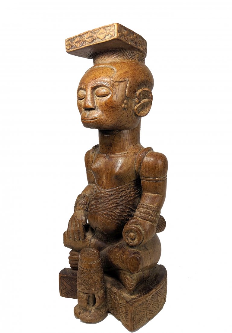 A Very Fine Old Kuba Ndop Sculpture of the King (1 of 8)