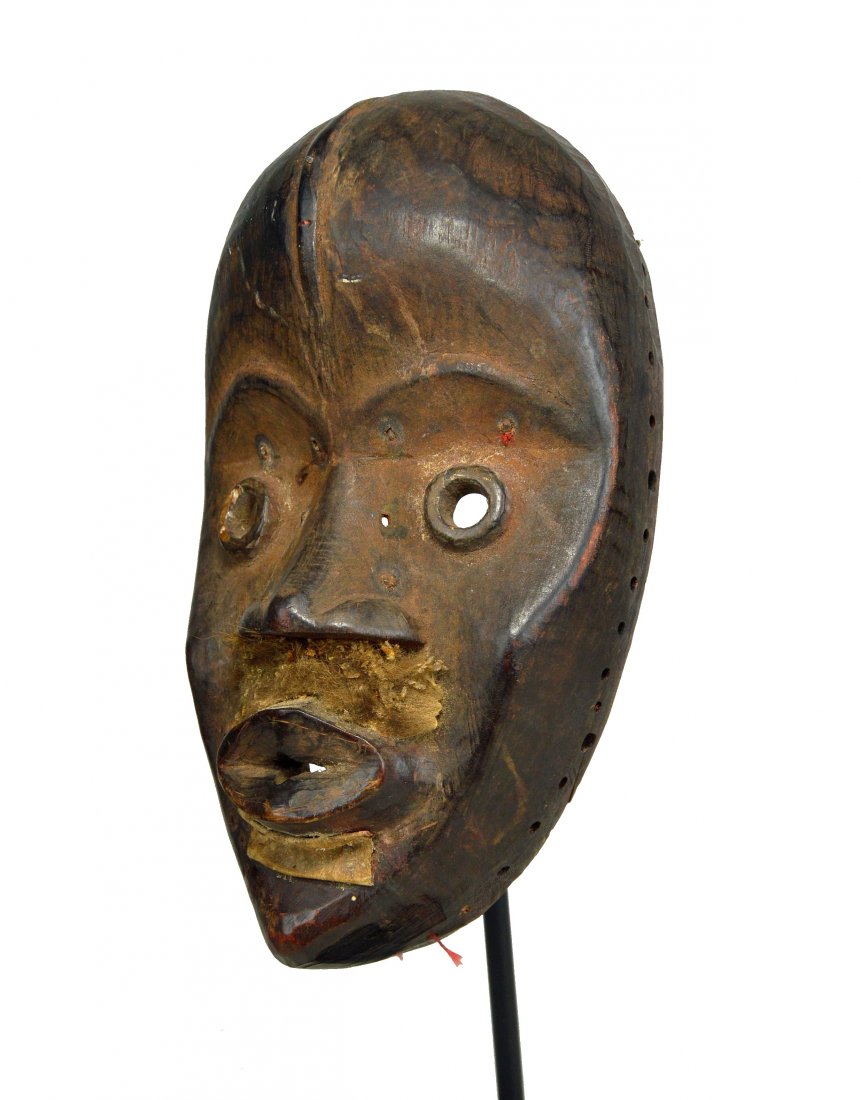 A Fine Dan African mask (1 of 9)