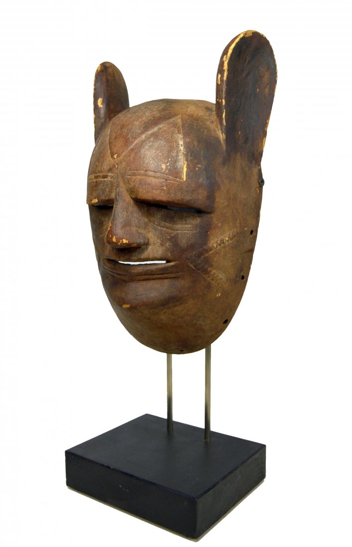 A Fine Makonde Rabbit Ear Mask on custom base (1 of 6)