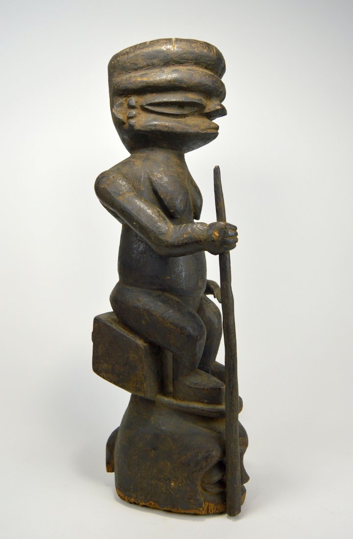 A Rare Eket Female Articulated figure, African Art (1 of 10)