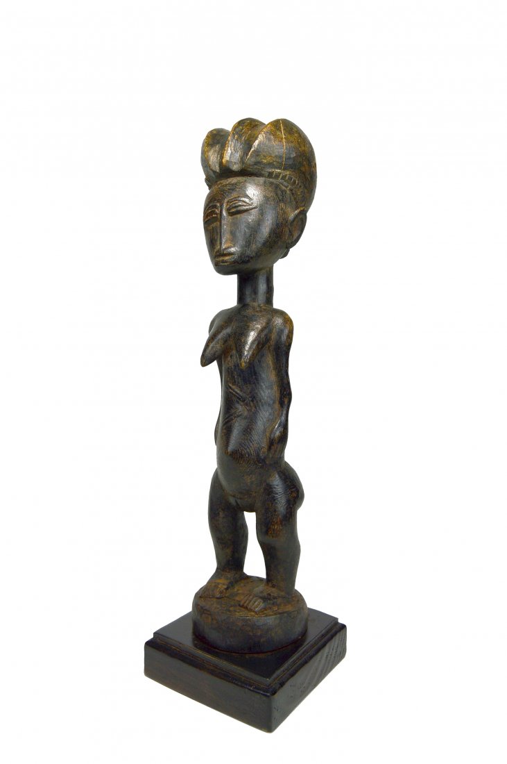 A Charming Baule Female sculpture, African Art (1 of 6)