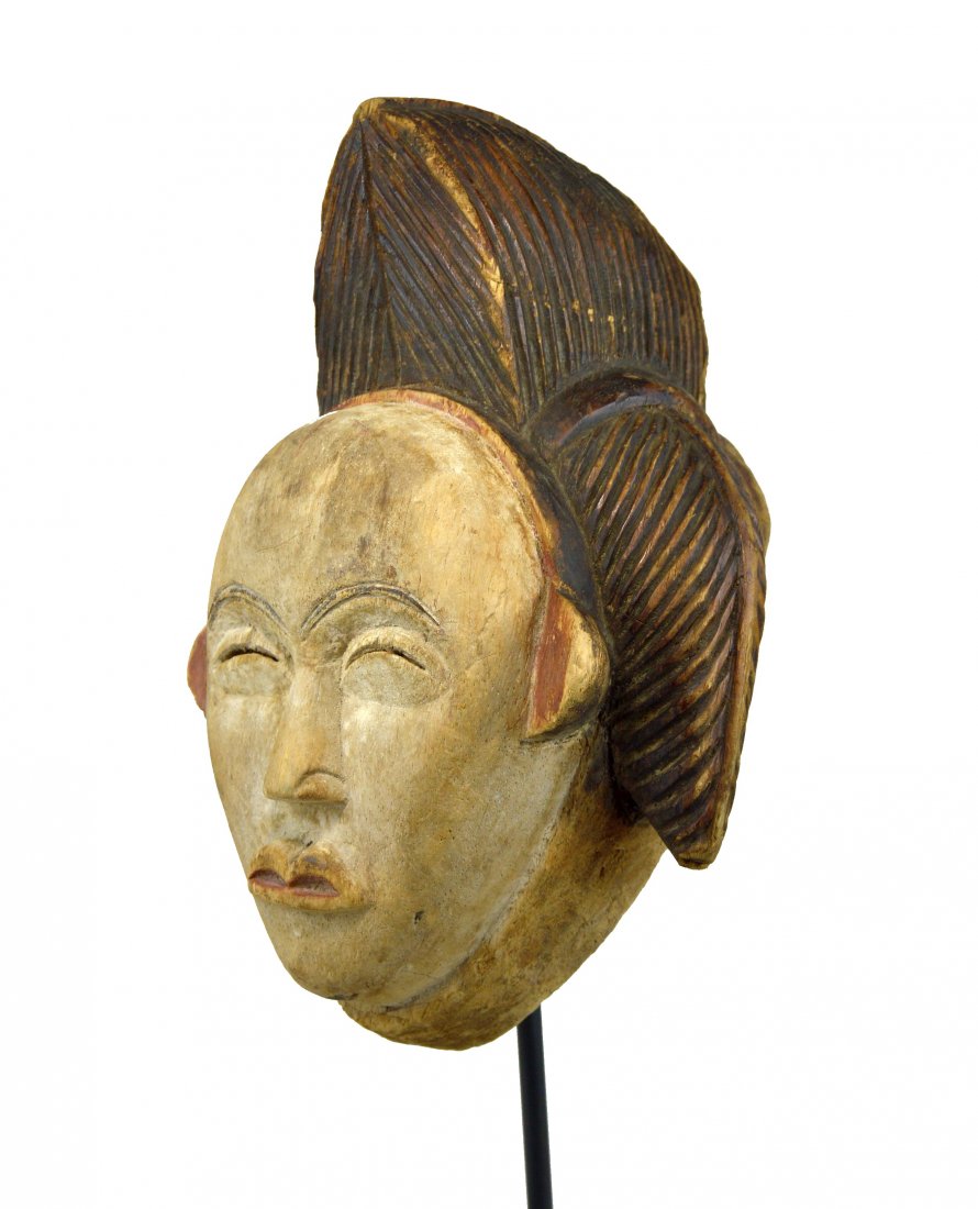 A Fine Old Lumbo / Punu Okuyi African Mask (1 of 9)