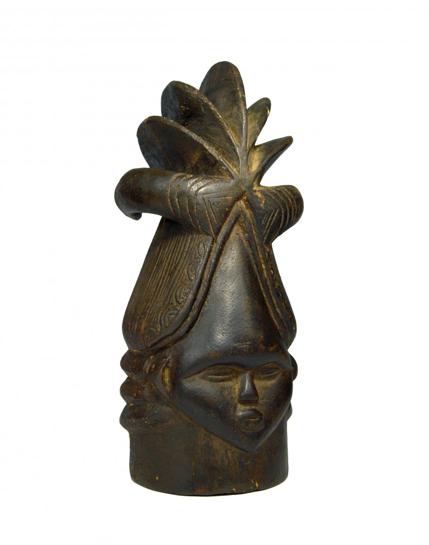 Small Shrine Mask from the Mende Ex Kahan Gallery NYC (1 of 9)