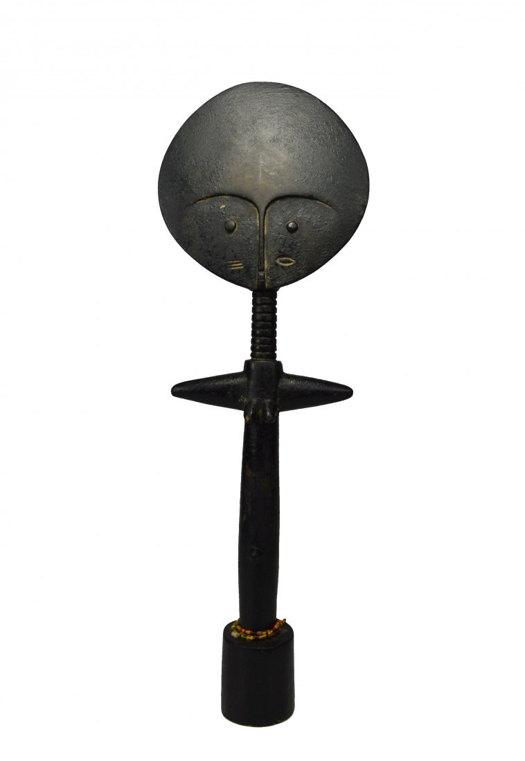 A Finely Carved Ashanti Akua'ba Doll (1 of 5)