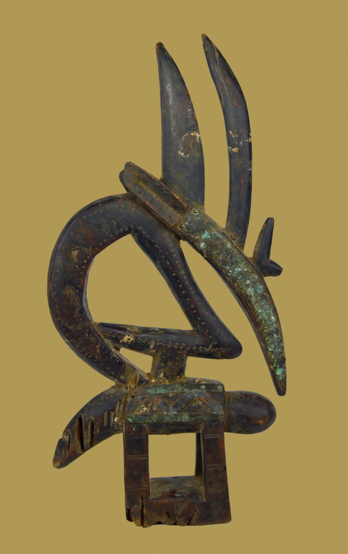 A Fine Old Chiwara Antelope Headdress (1 of 9)