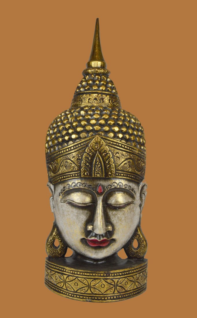 A Tall Finely Carved Wooden Buddha Head (1 of 6)