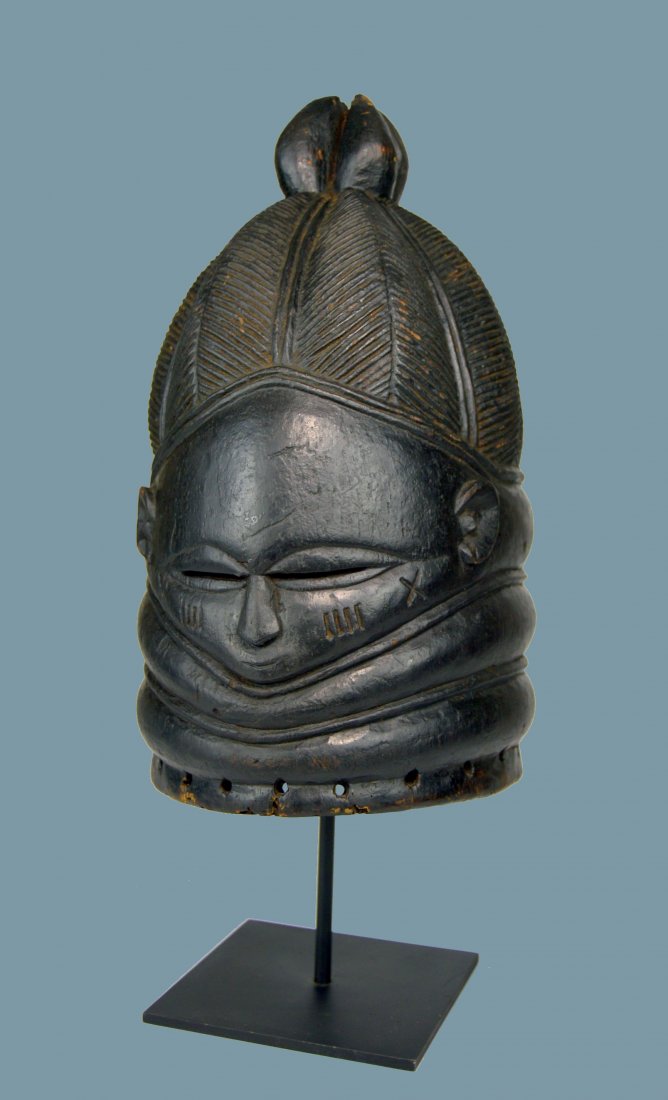 A Fine Old Bundu Sowei Mask for Female Initiation (1 of 8)