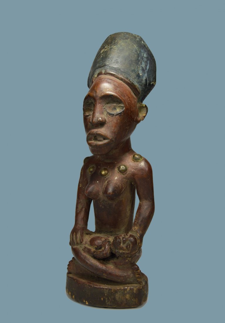 A Yombe Phemba Maternity sculpture, African Art (1 of 6)