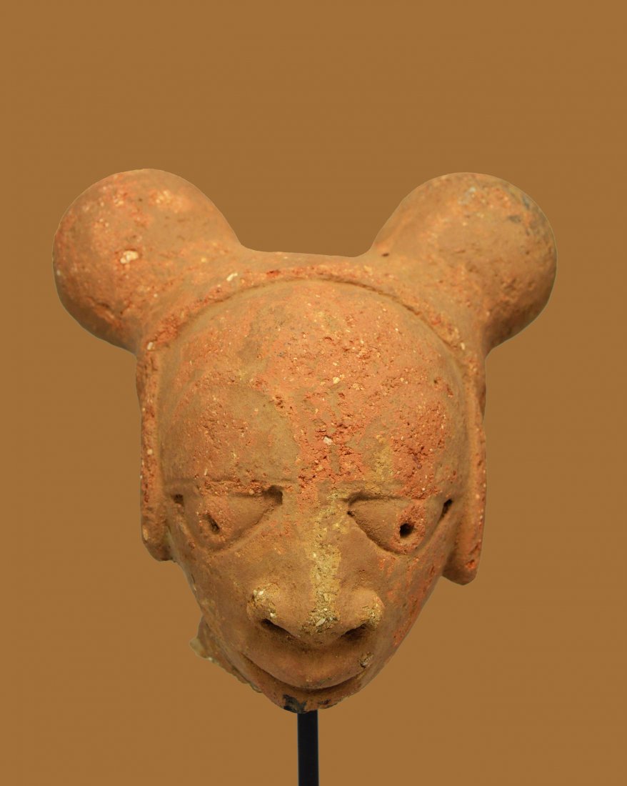 A Nok Terracotta Head Sculpture Fragment 900 BC (1 of 9)