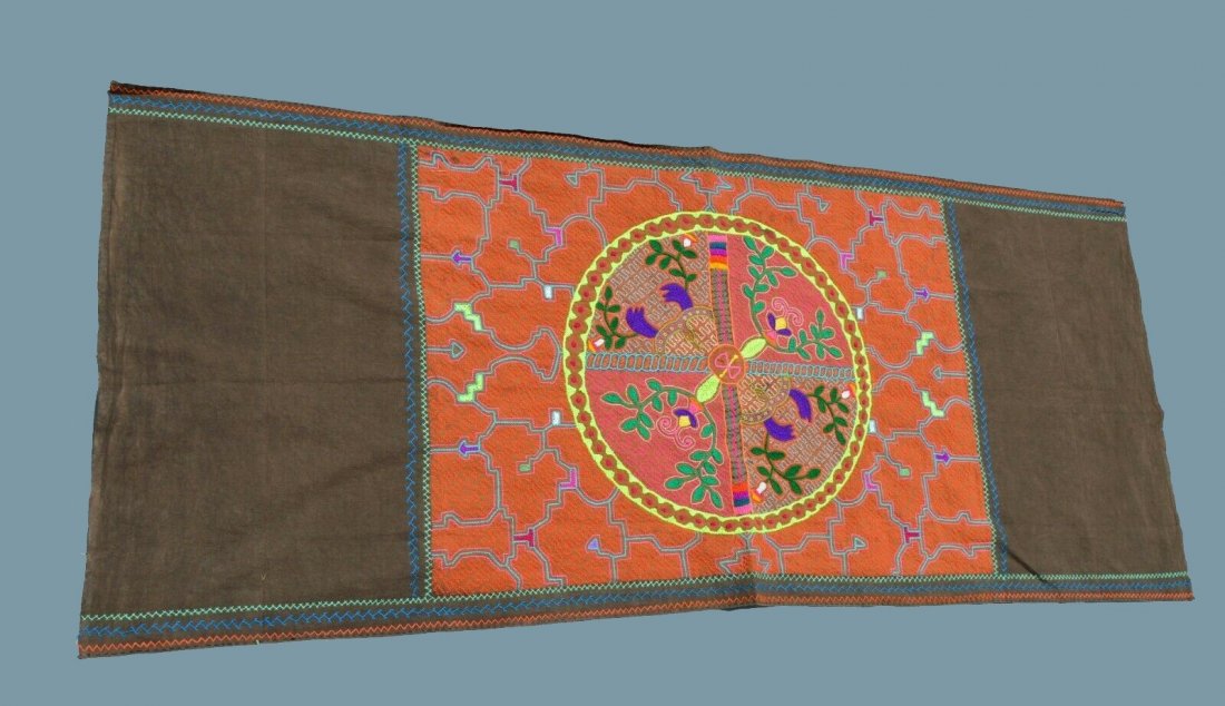 Shipibo Embroidered Ceremonial Ayahuasca Cloth (1 of 4)