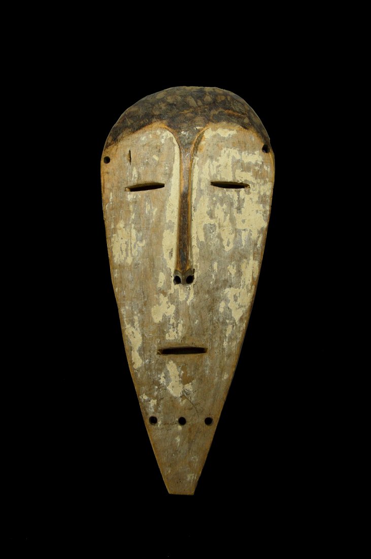 Elongated Lengola mask Ex Jean Pierre Hallet Collection (1 of 6)