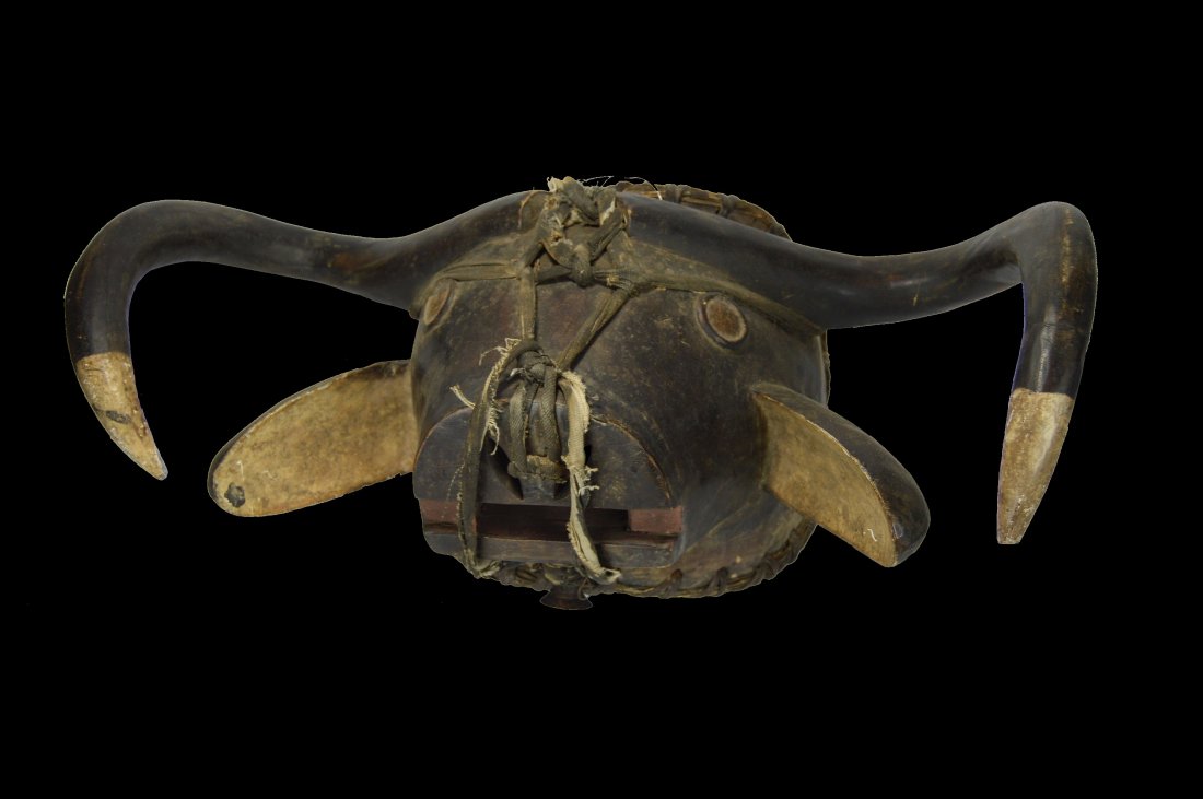 A Fine Tabwa Buffalo Mask (1 of 9)