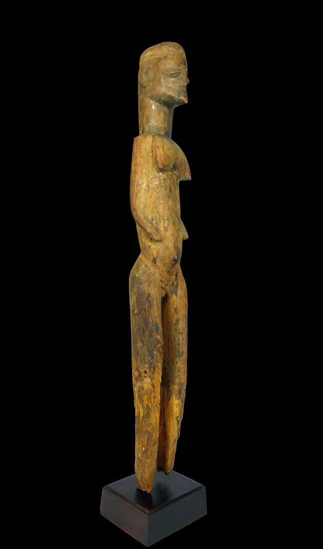A LOBI Bateba Thil Sprit Idol from an African Shrine (1 of 13)