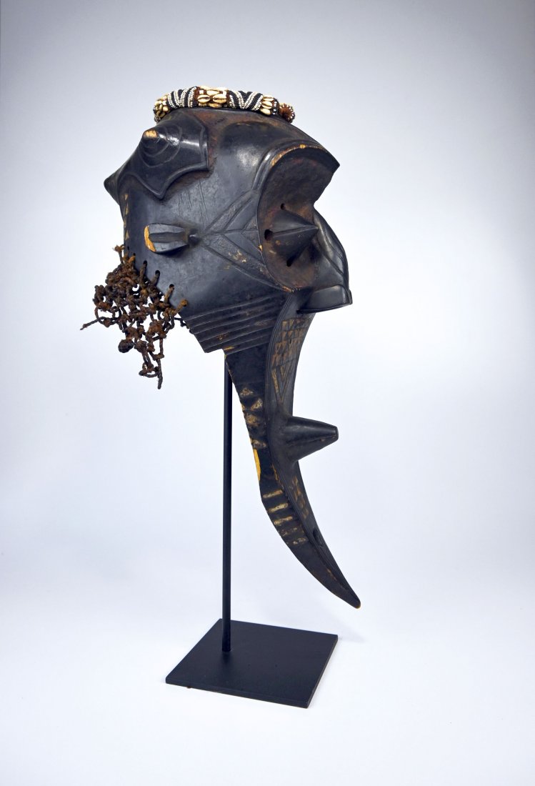 Kuba-Ngeende Mask, Kampong/Kabongo Ex Levitt Collection (1 of 7)