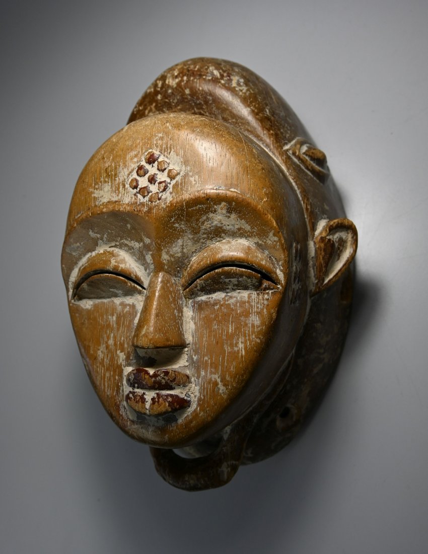 A Fine Punu Mukudj African mask Ex Bordogna (1 of 7)