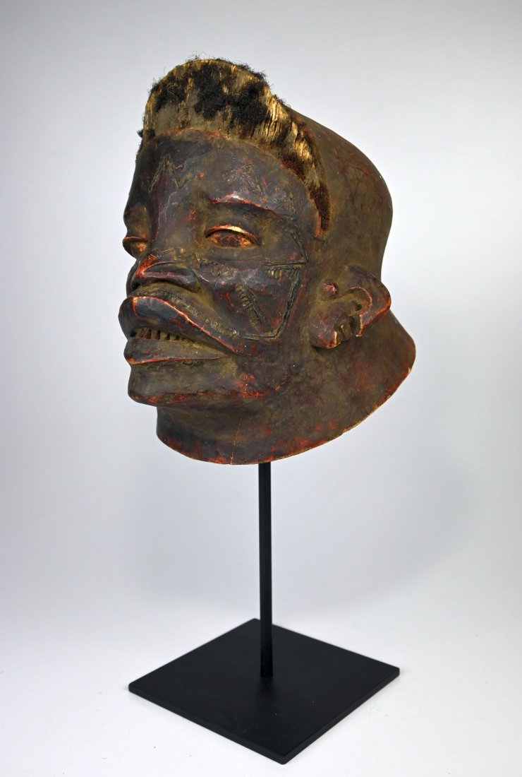 Makonde Lipico Initiation mask (1 of 12)