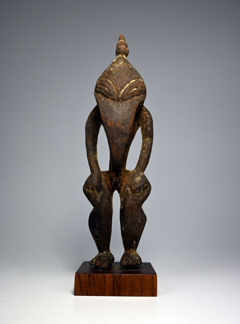 Very Fine Old Ramu River Hunting Charm Ex Patania coll. (1 of 5)