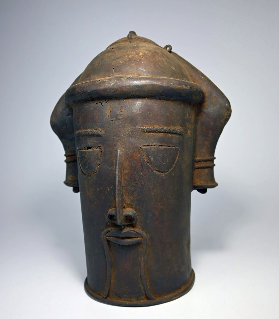 A Yoruba Bronze Memorial Head, African Art (1 of 6)