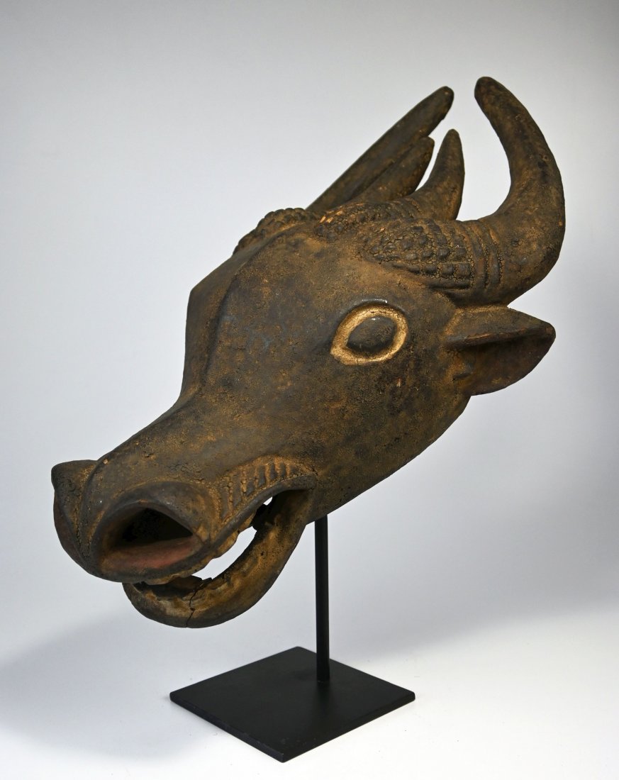 A Vintage Bamileke Bush Cow Mask Ex Evan Mauer (1 of 7)