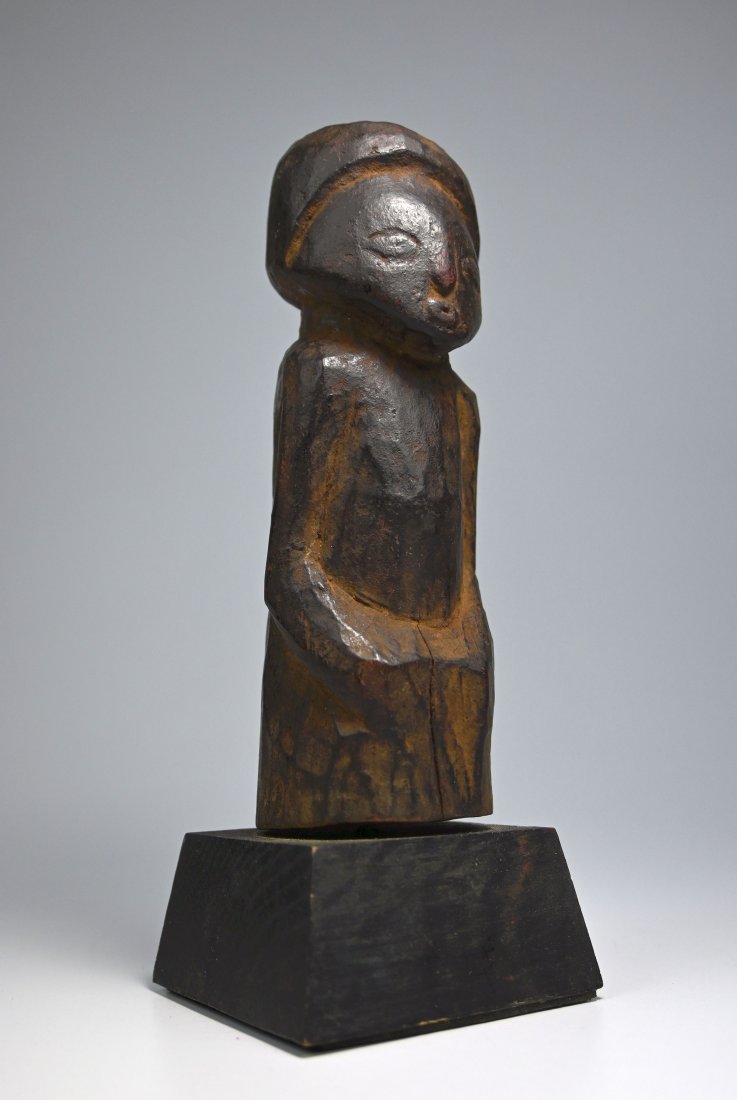 A Wonderful Old Luba Divination Idol Ex Hautelet (1 of 5)