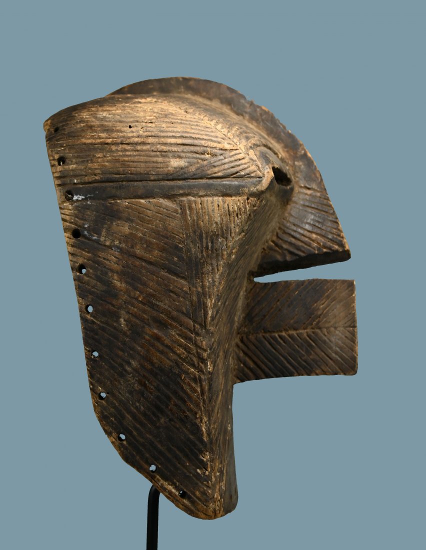A Songye Kifwebe Society mask Ex Leonard Kahan Gallery (1 of 6)