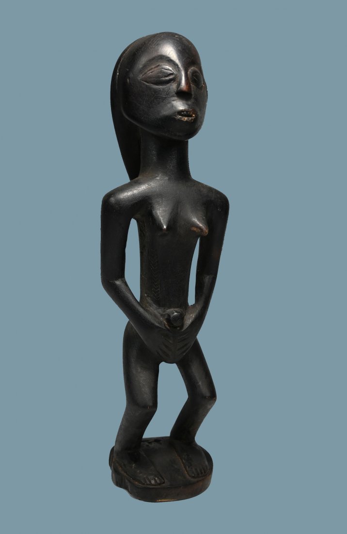 A Fine Tabwa Female Ancestor sculpture (1 of 6)